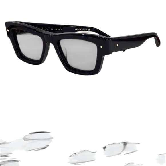 VALENTINO Black Square Sunglasses - Picture 4 of 9